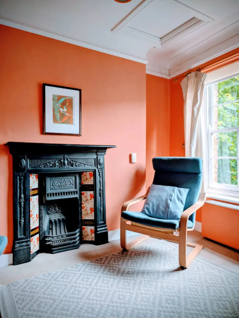 Psychotherapy in English and Italian, inclusive practice in South London